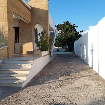Felice Nyaraló Torre Suda